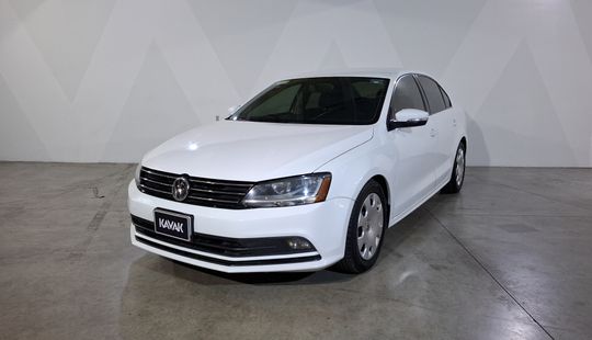 Volkswagen • Jetta