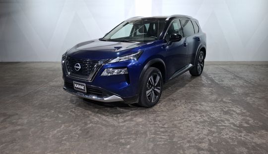 2023 • 34,016 km • Automático