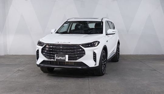 2023 • 6,000 km • Automático