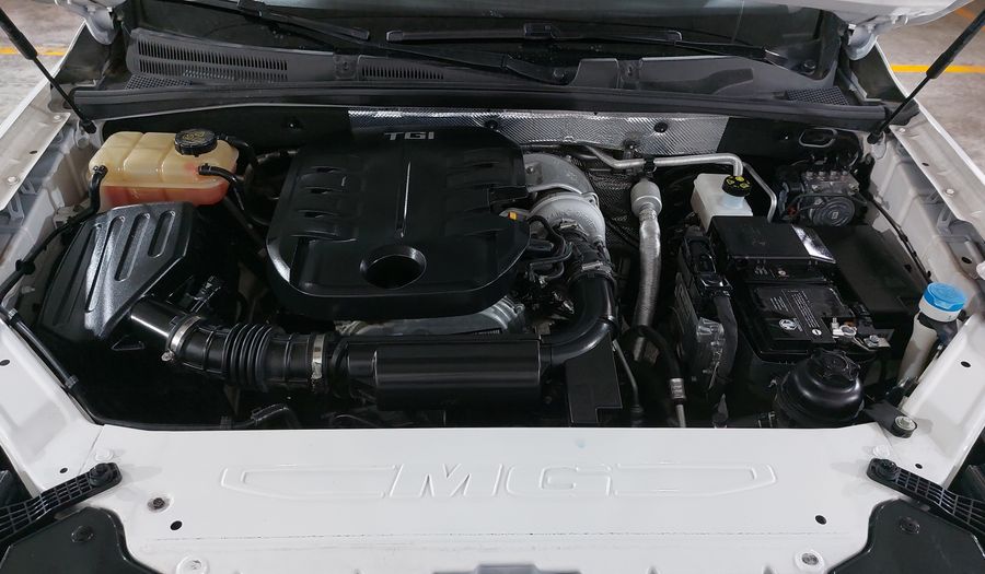 Mg Rx8 2.0 ELEGANCE AUTO 4WD Suv 2022