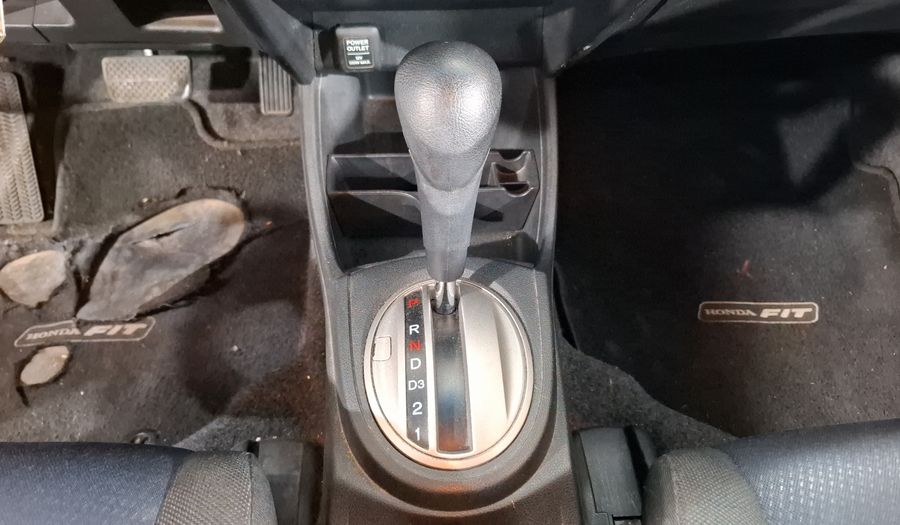 Honda Fit 1.5 LX 5AT Hatchback 2014