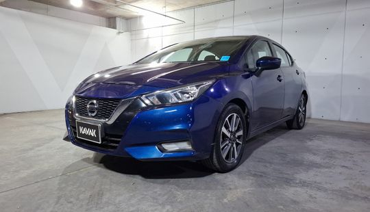 2020 • 56,699 km • Automático