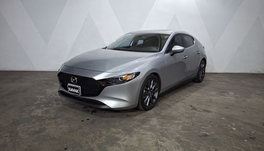Mazda • Mazda 3