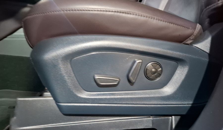 Ford Explorer 2.3 PLATINUM AUTO AWD Suv 2025