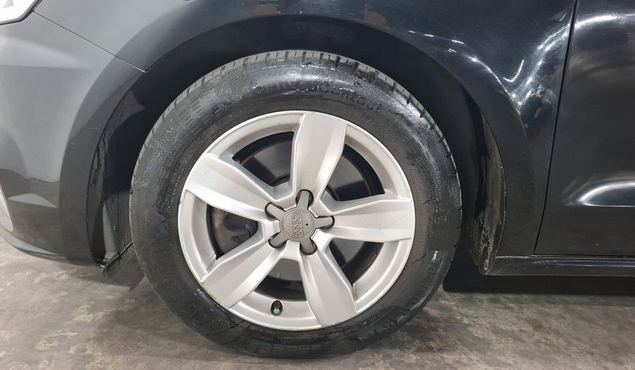 Audi A1 1.4 TFSI COOL S TRONIC Hatchback 2016