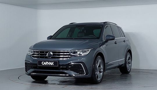 Volkswagen • Tiguan