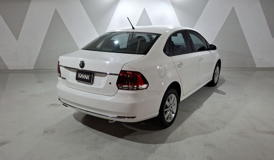 Volkswagen Vento 1.6 HIGHLINE TIPTRONIC Sedan 2017