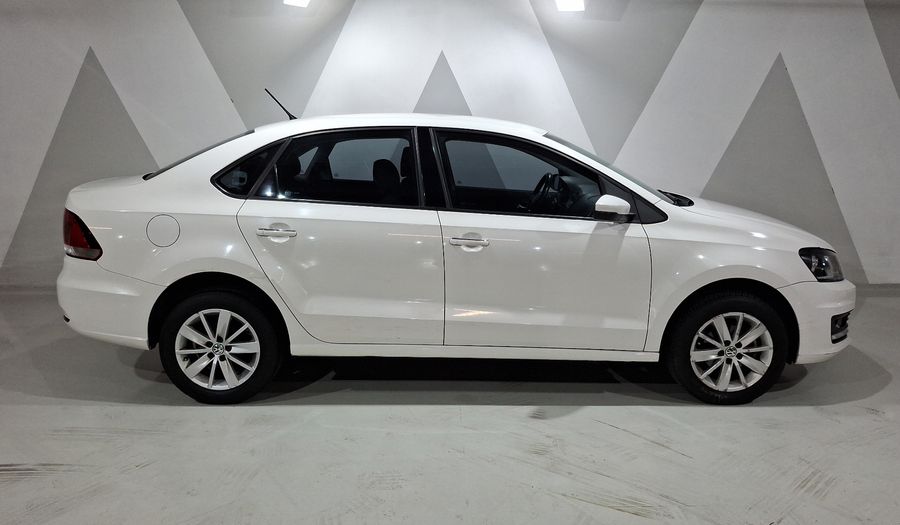 Volkswagen Vento 1.6 HIGHLINE TIPTRONIC Sedan 2017
