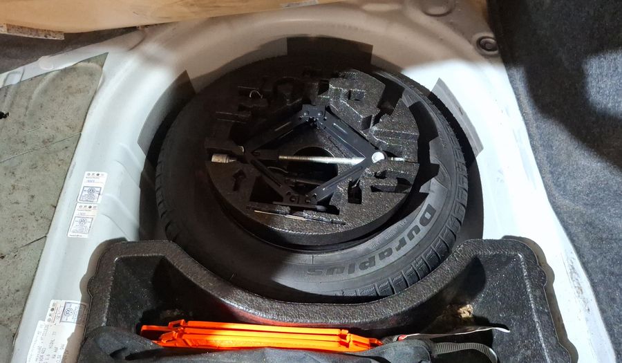 Volkswagen Vento 1.6 HIGHLINE TIPTRONIC Sedan 2017