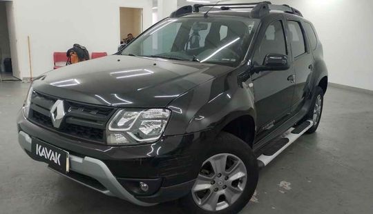 Renault • Duster