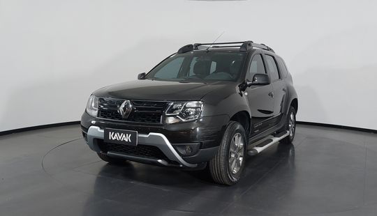Renault • Duster