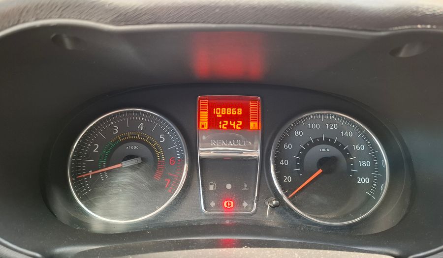 Renault Clio 1.1 MIO CONFORT Hatchback 2013