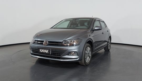 Volkswagen • Polo