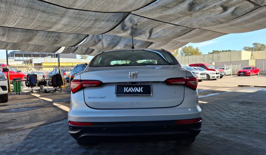 Fiat Cronos 1.8 PRECISION Sedan 2018
