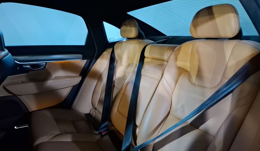 Volvo S90 2.0 MOMENTUM T6 AWD Sedan 2017