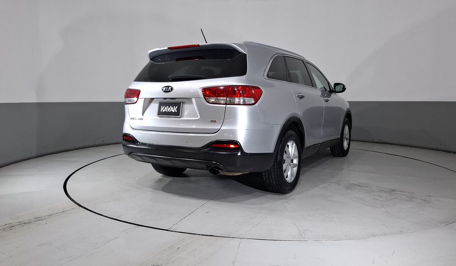 Kia Sorento 2.4 LX AT Suv 2017