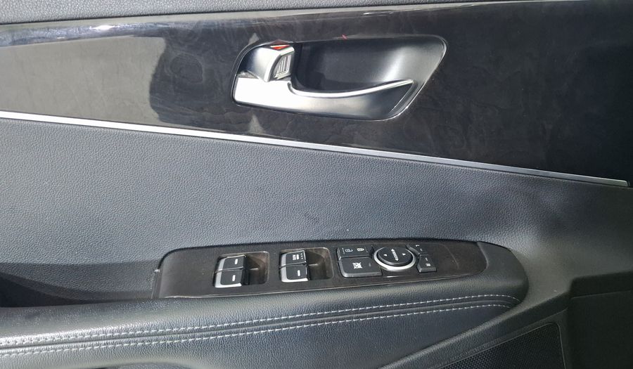 Kia Sorento 2.4 LX AT Suv 2017