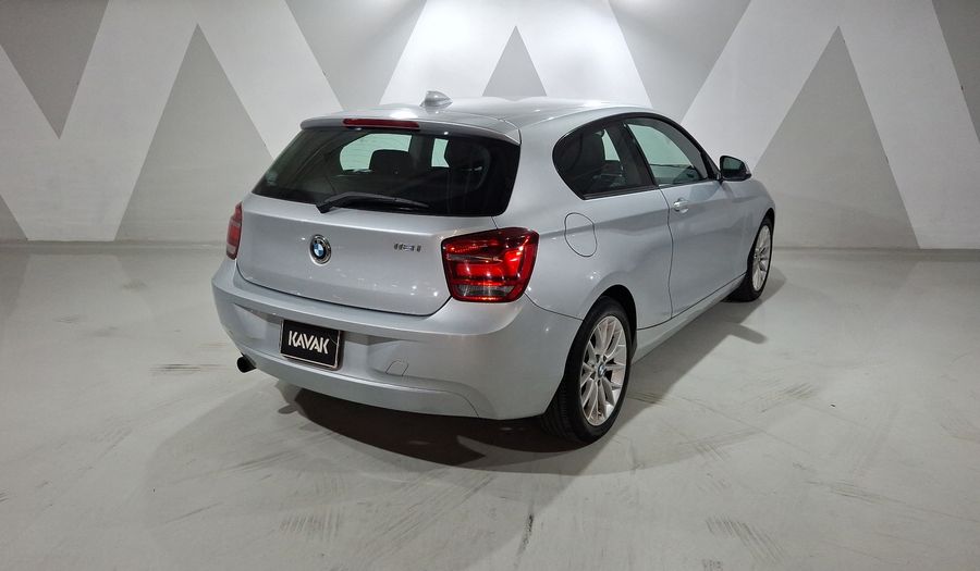 Bmw Serie 1 1.6 118IA Hatchback 2014