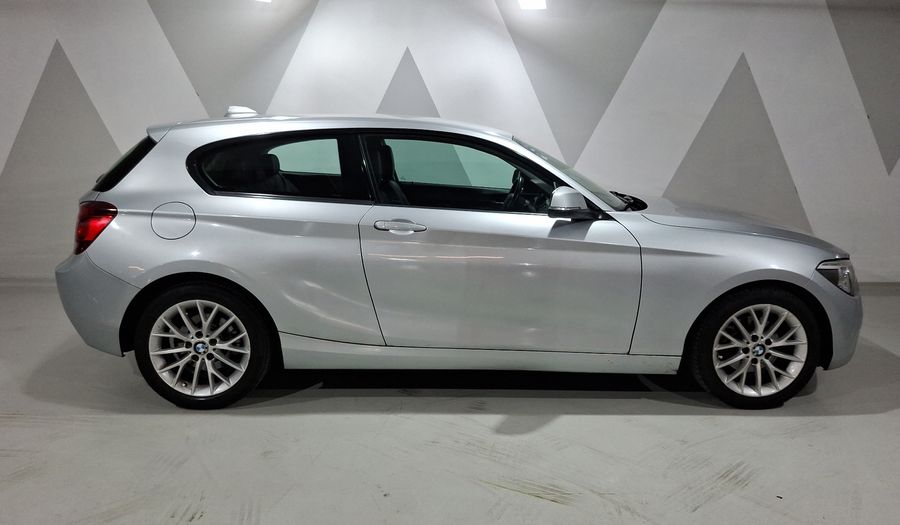 Bmw Serie 1 1.6 118IA Hatchback 2014