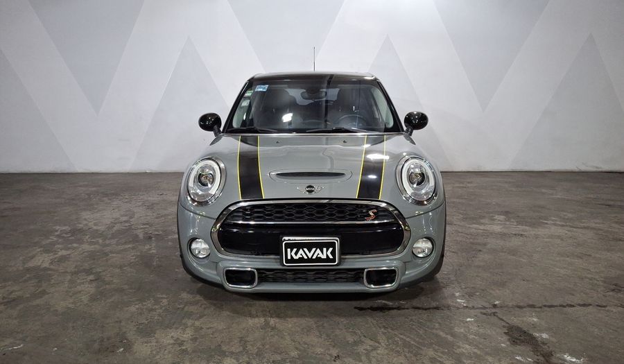 Mini Cooper S 2.0 COOPER CHILI AT Hatchback 2017