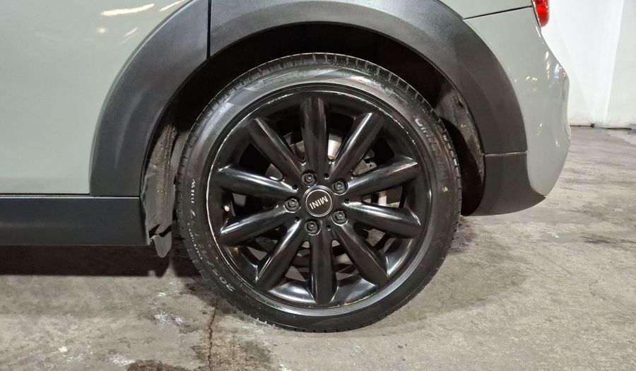 Mini Cooper S 2.0 COOPER CHILI AT Hatchback 2017