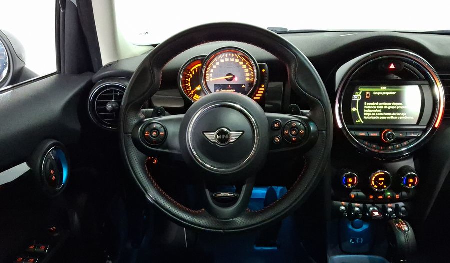 Mini Cooper S 2.0 COOPER CHILI AT Hatchback 2017