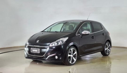 Peugeot • 208