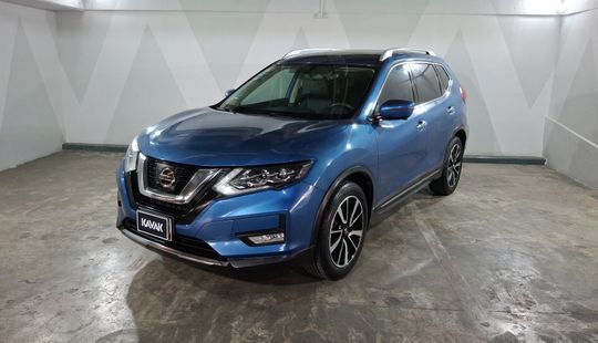 Nissan • X-Trail