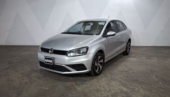 Volkswagen • Vento
