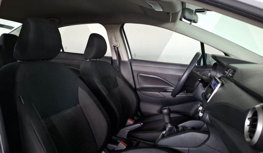 Nissan Versa 1.6 SENSE Sedan 2020
