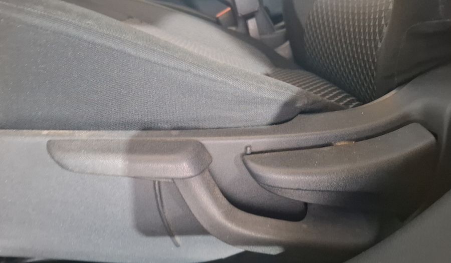 Nissan Versa 1.6 SENSE Sedan 2020