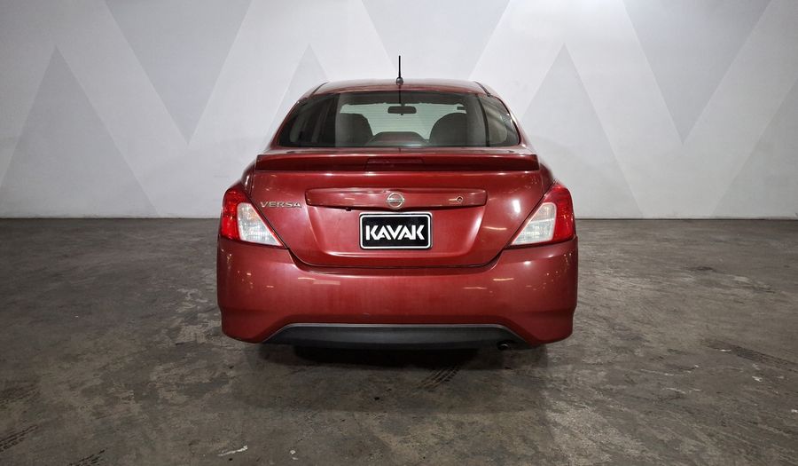 Nissan Versa 1.6 ADVANCE AUTO Sedan 2017