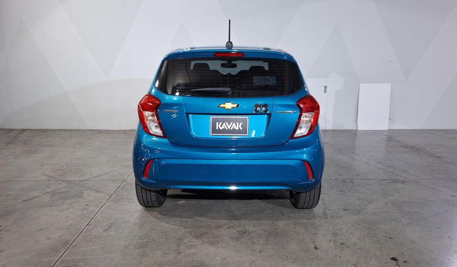 Chevrolet Spark 1.4 PREMIER C Hatchback 2021
