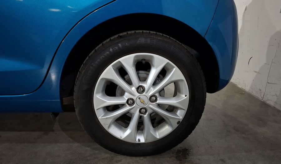 Chevrolet Spark 1.4 PREMIER C Hatchback 2021