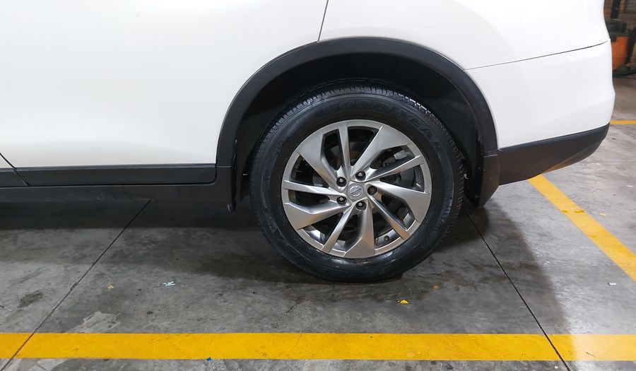 Nissan X-trail 2.5 ADVANCE 2 ROW CVT Suv 2015