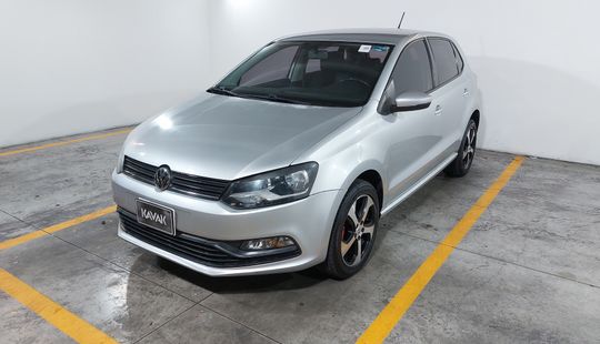 Volkswagen • Polo
