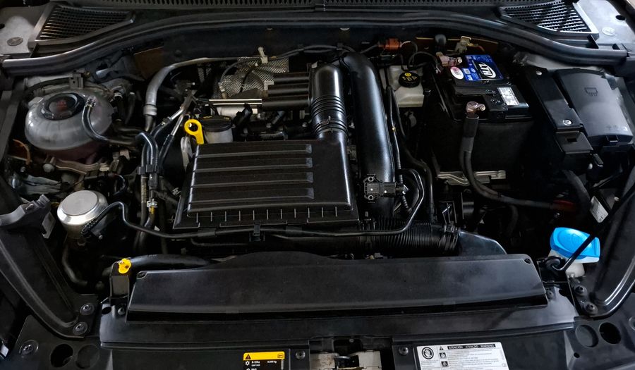 Volkswagen Jetta 1.4 COMFORTLINE AUTO Sedan 2019