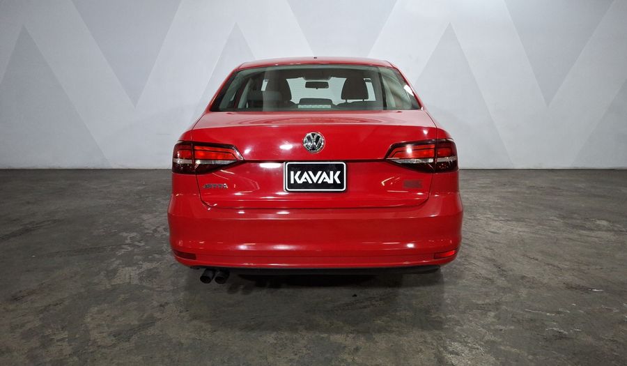 Volkswagen Jetta 2.0 MT Sedan 2016