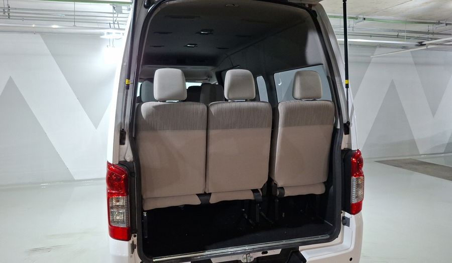 Nissan Nv350 Urvan 2.5 11 PASAJEROS AA Van 2023