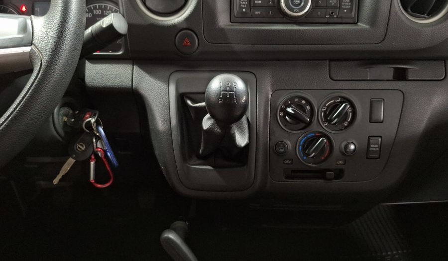 Nissan Nv350 Urvan 2.5 11 PASAJEROS AA Van 2023