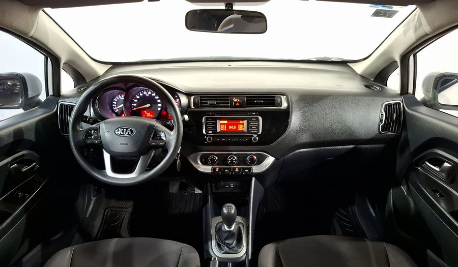 Kia Rio 1.6 LX MT Hatchback 2017