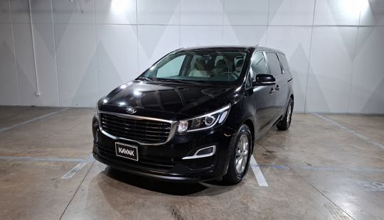 Kia • Sedona