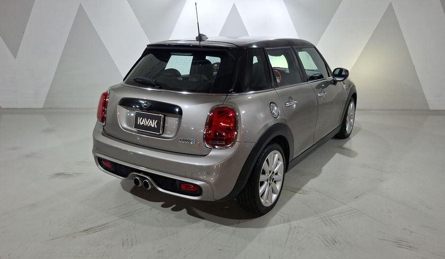Mini Cooper S 2.0 COOPER HOT CHILI DCT Hatchback 2020