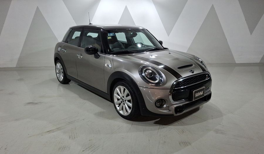 Mini Cooper S 2.0 COOPER HOT CHILI DCT Hatchback 2020