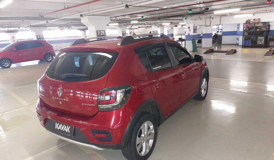 Renault Sandero STEPWAY Hatchback 2015