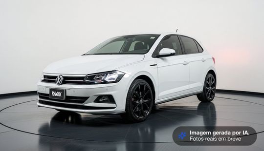 Volkswagen • Polo