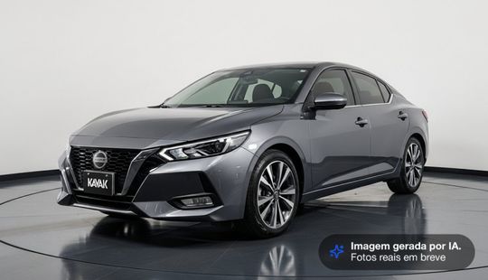 Nissan • Sentra