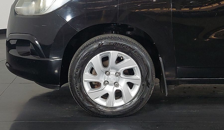 Chevrolet Spin LTZ Minivan 2013