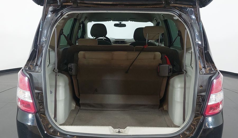 Chevrolet Spin LTZ Minivan 2013