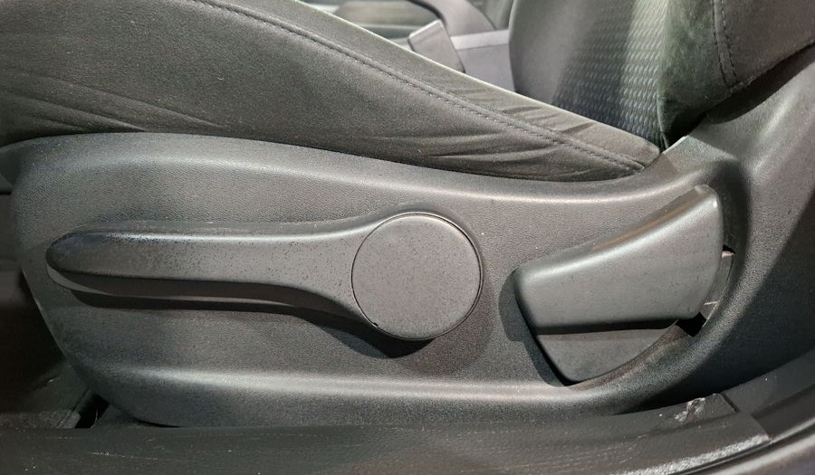 Nissan Sentra 1.8 SR NAVI CVT Sedan 2015